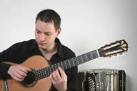 Photo: Richard Schneider (Guitar)